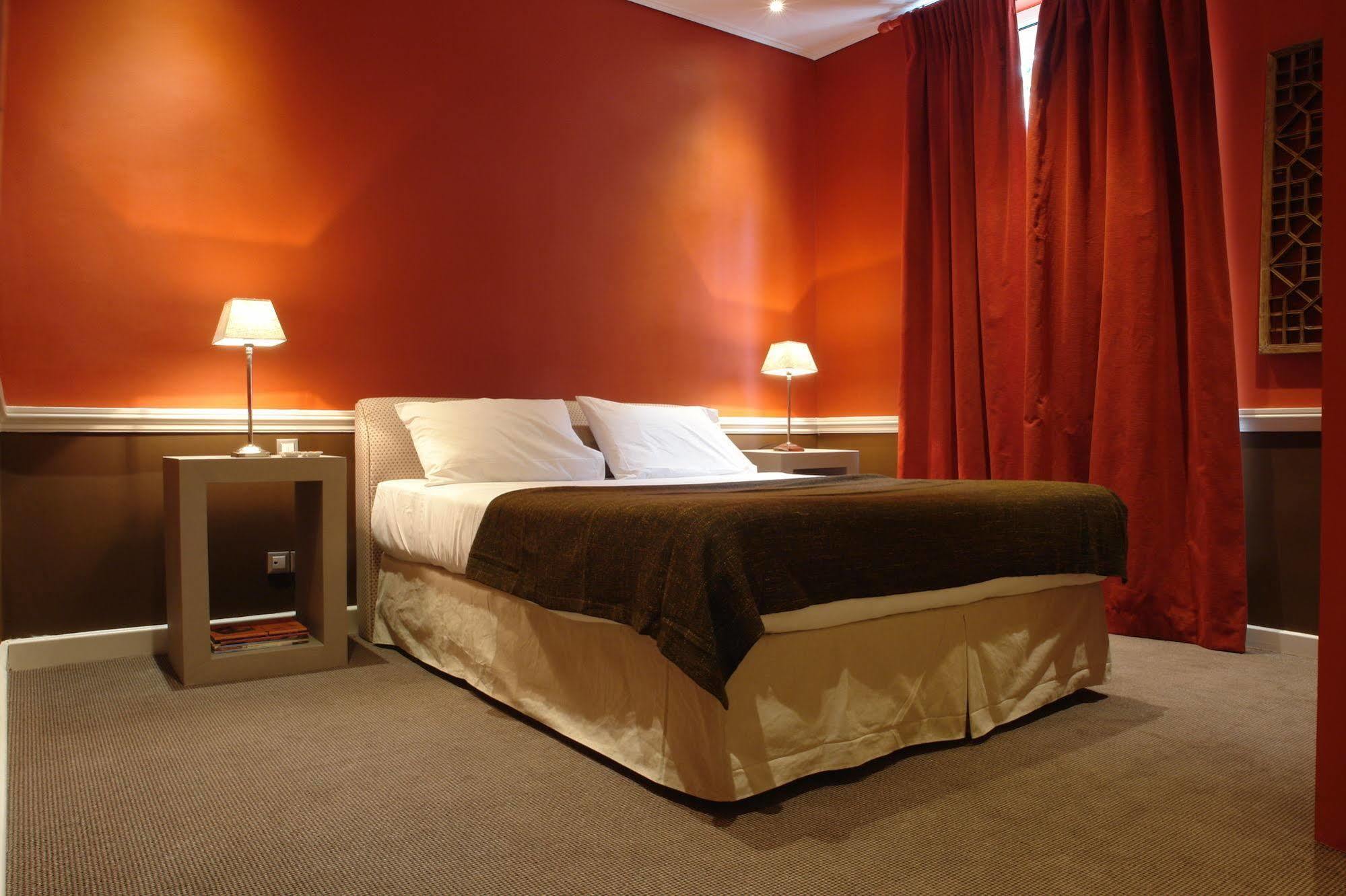 Semeli Hotel 2*